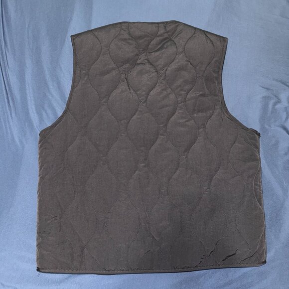 ZARA - Men's Puffer Vest - Picture 2 of 5